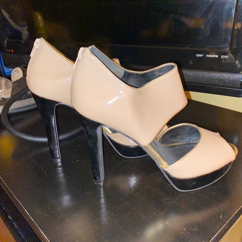 Back Heel Zipper Pump with Peak-A-Toe